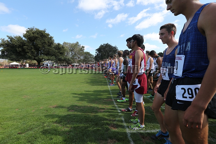 2014StanfordD1Boys-93.JPG - D1 boys race at the Stanford Invitational, September 27, Stanford Golf Course, Stanford, California.